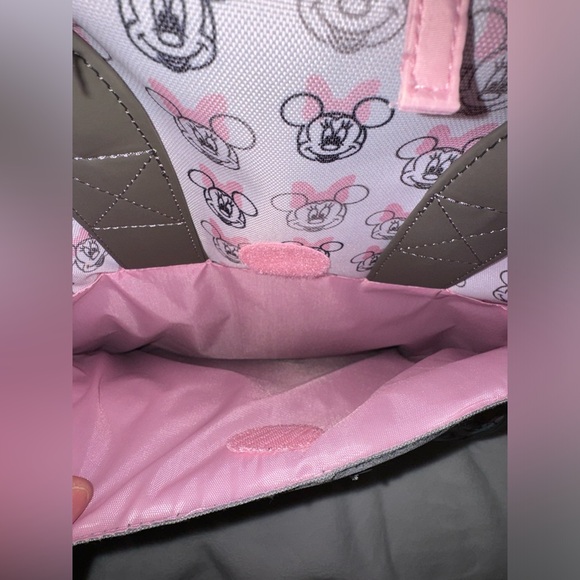 diaper bag backpack mini mouse Disney Unisex Baby Travel Great design and elegance makes this Disney on Disney Baby Minnie Mouse Diaper